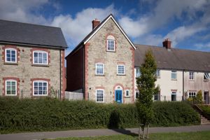 Front Aspect- click for photo gallery